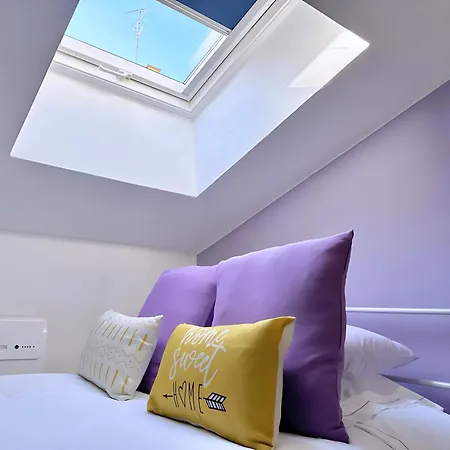 Apartment Behappys Charming Balcony-near The Centre&rizzoli Bologna